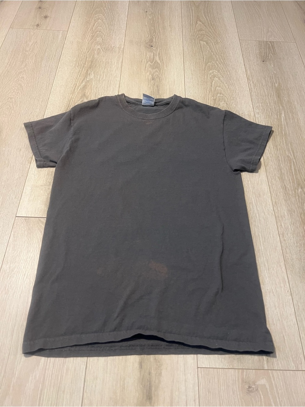 Gildan Men's Short Sleeve Crew Tee - Charcoal Gray
